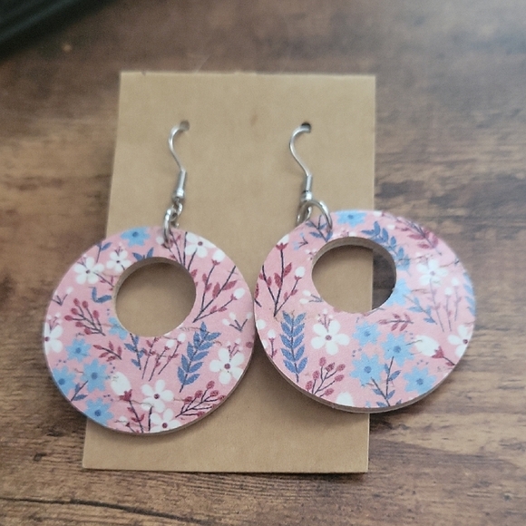 Jewelry - 🌸 Floral Pink & Blue Earrings – Sweet, Whimsical & Eye-Catching